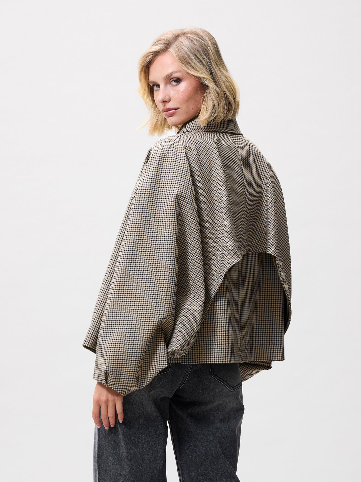 Catwalk Junkie Check Cape Jacket