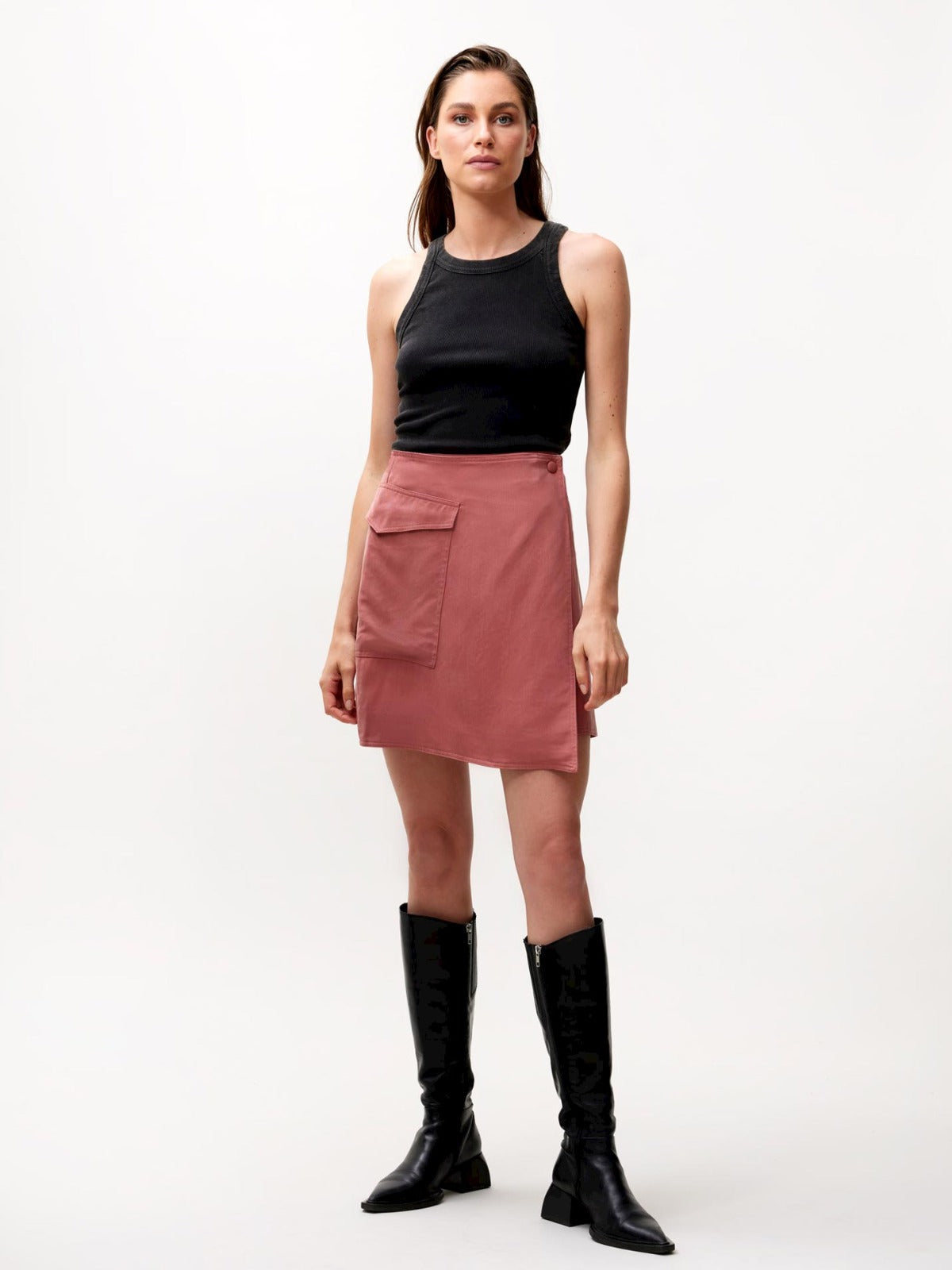Catwalk Junkie Rok Dion
