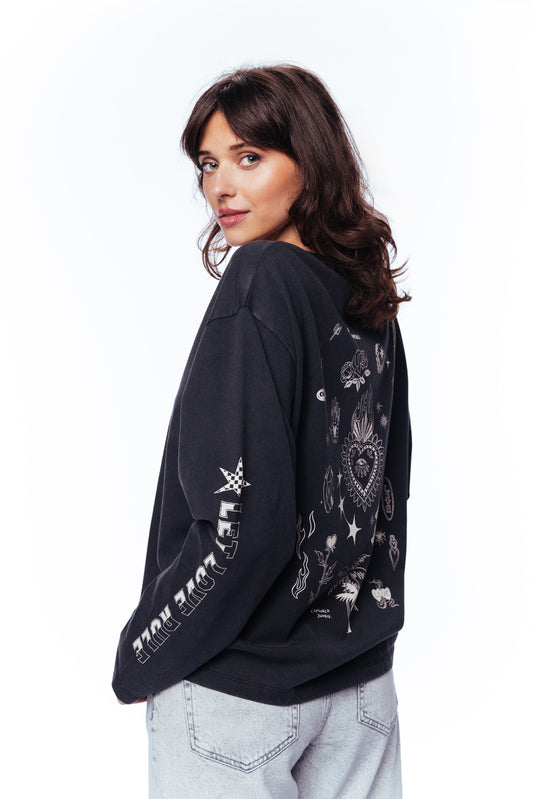 Catwalk Junkie Graphic Longsleeve