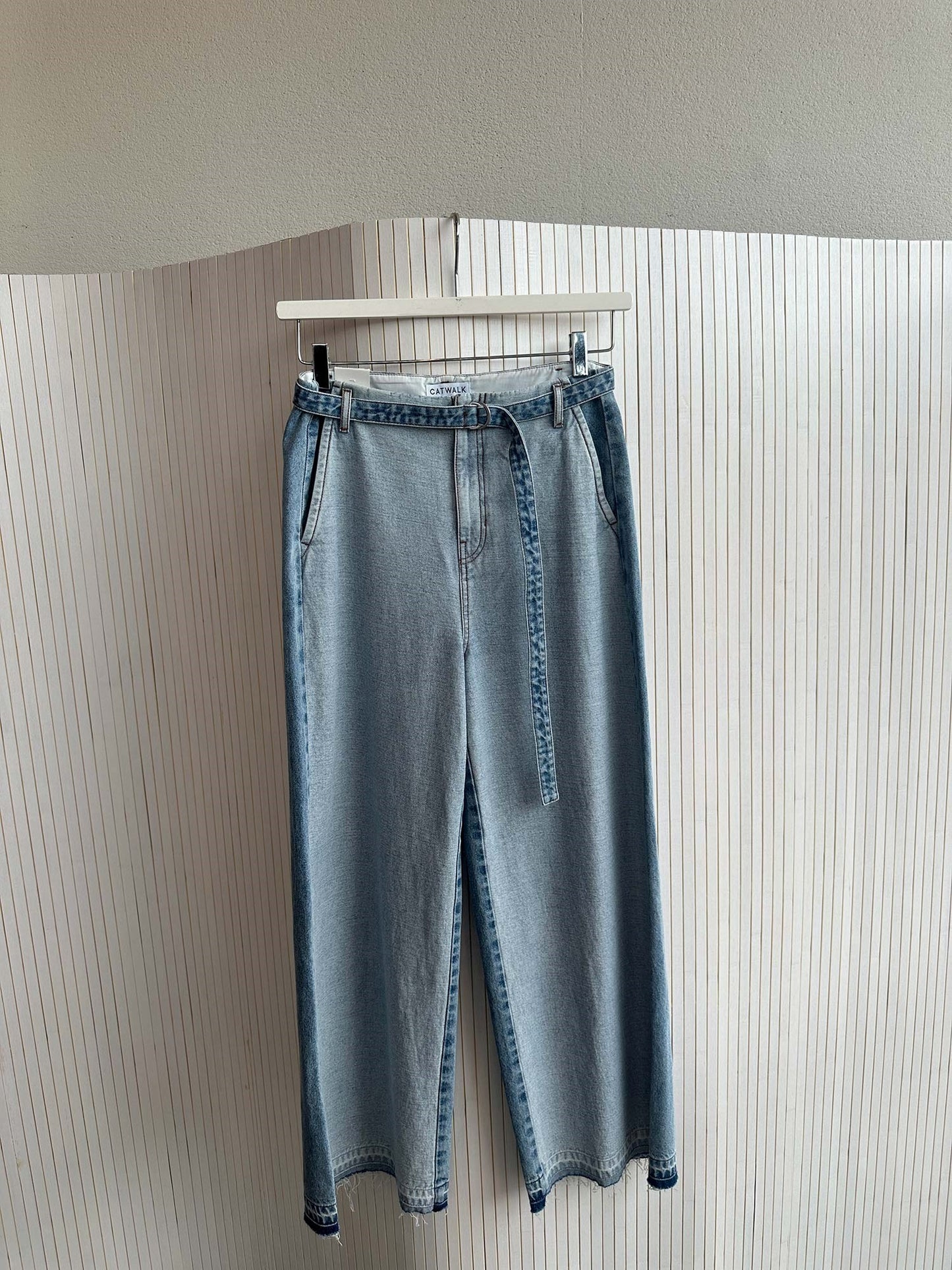 Catwalk Junkie Wide leg jeans met two tone effect