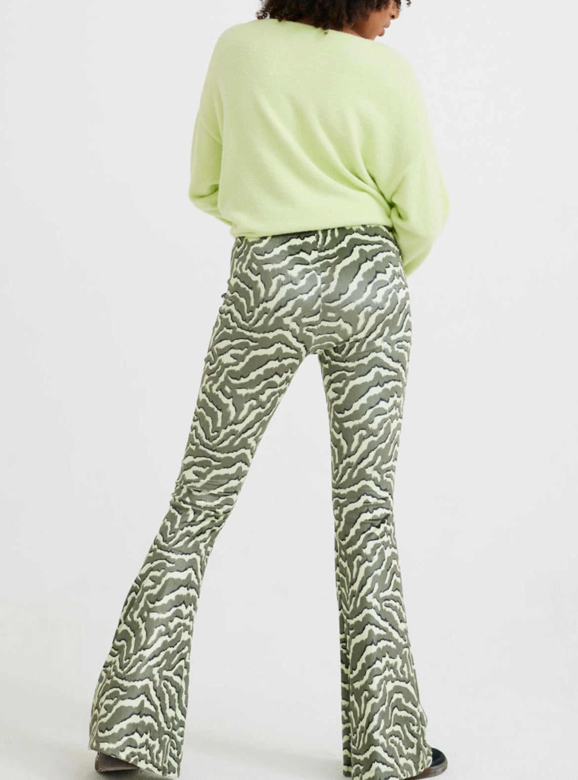 Catwalk Junkie Velvet Flare Broek