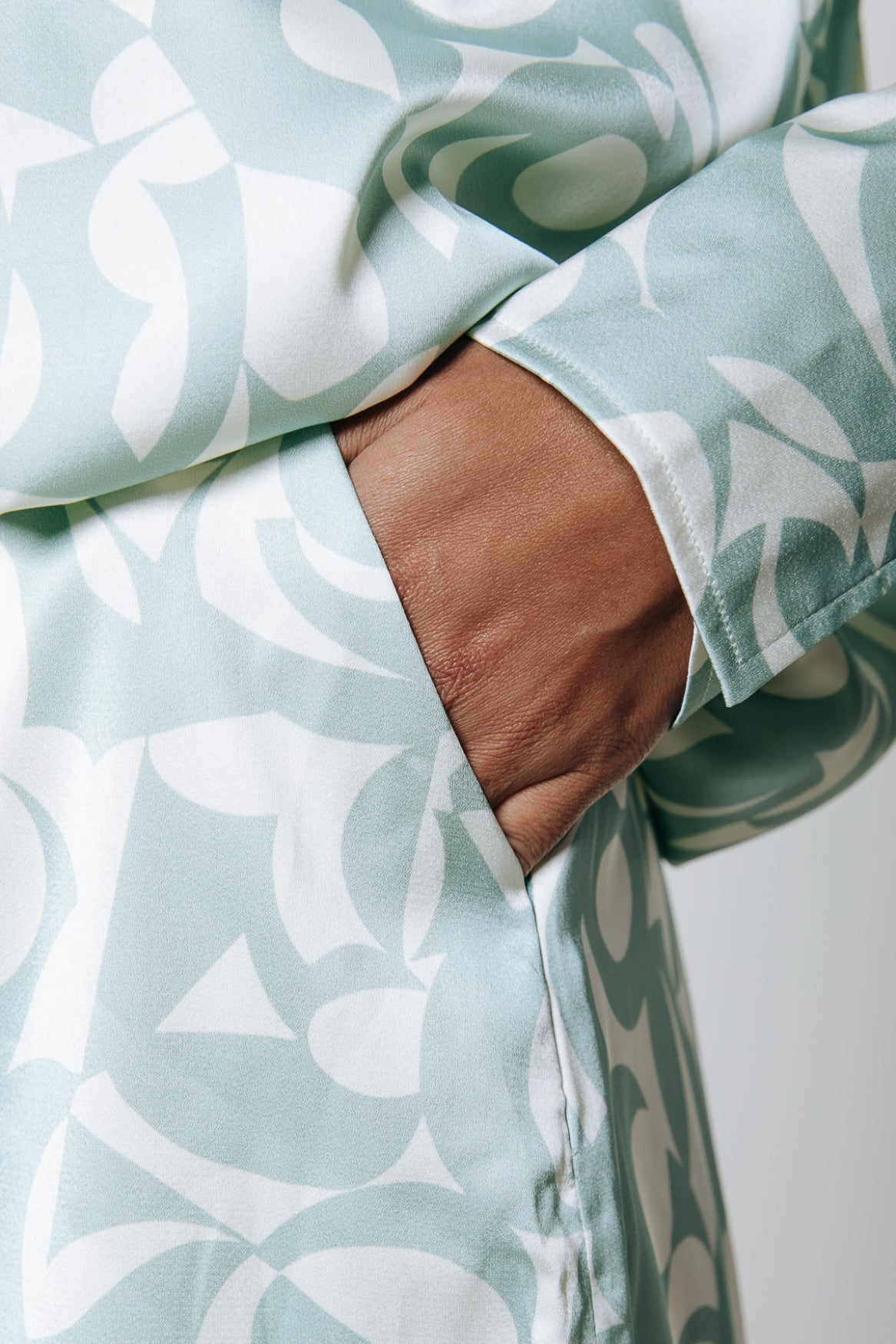 Colourful Rebel Kendall Satin Short | Light mint
